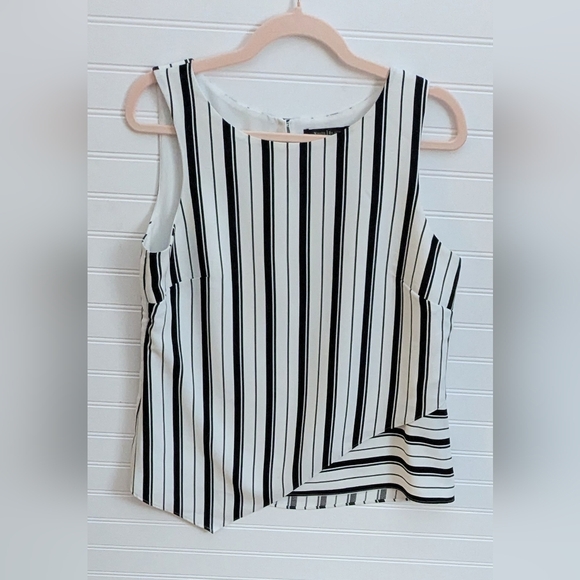 WHBM Black White Stripe Sleeveless Asymmetric Dressy Career Tank Top Womens 10 - Picture 2 of 10
